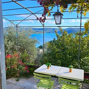 Avec Terrasse Et Jolie Vue Sur Le Appartement